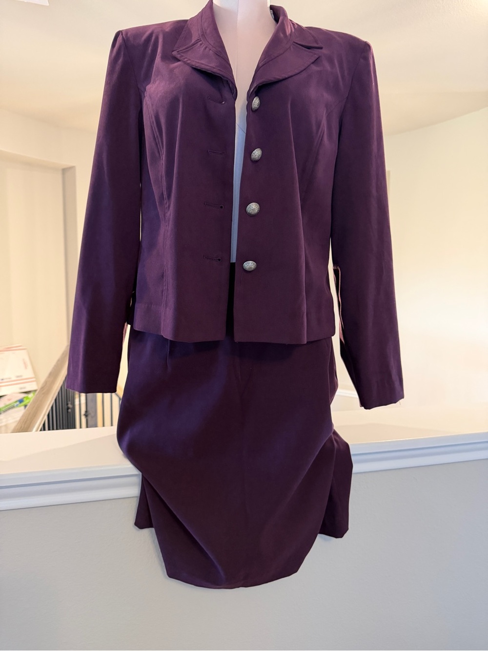 Amanda Smith Plum Women's Two-Piece Pencil Skirt Suit